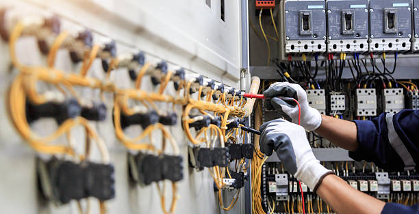 Professional Electrician technician working in La Mesa, CA